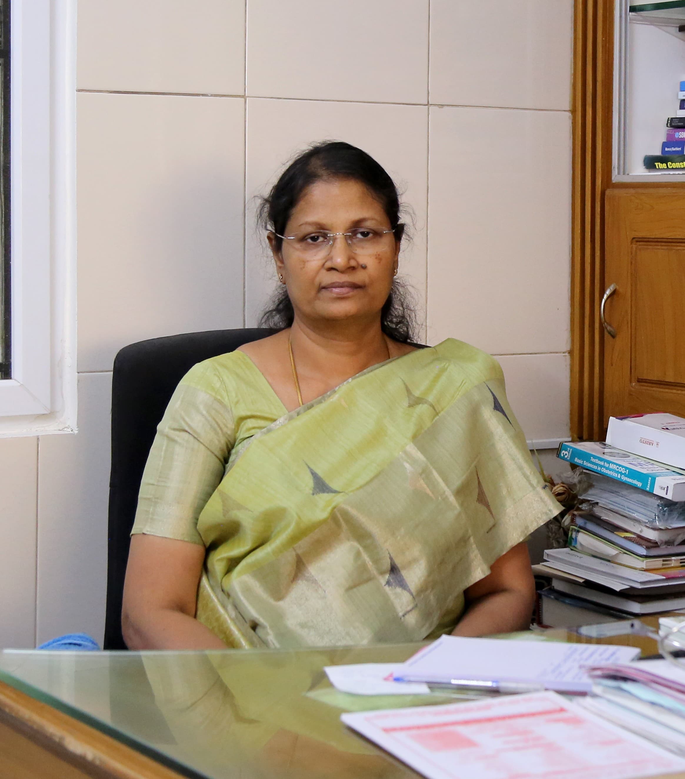 Dr. C. A. Rasheetha Banu - Senior Consultant Obstetrician & Gynaecologist at Crescent Clinic Cumbum